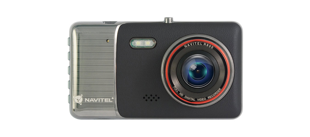 NAVITEL R800